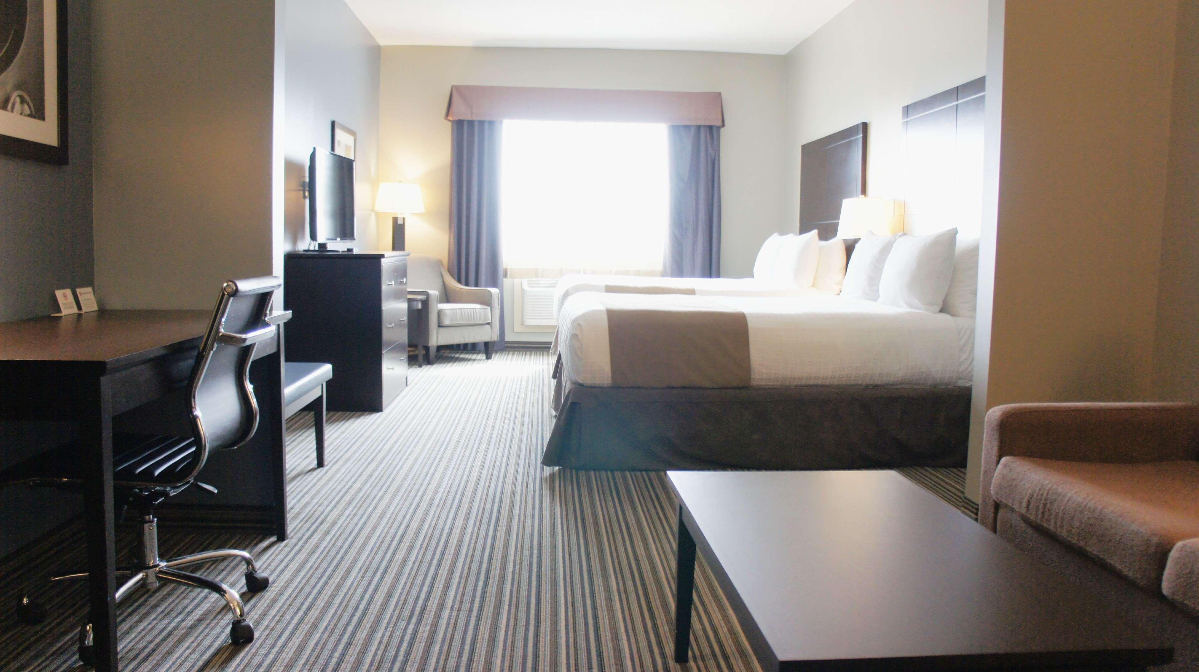 Best Western Plus Fort Saskatchewan Inn & Suites Eksteriør bilde