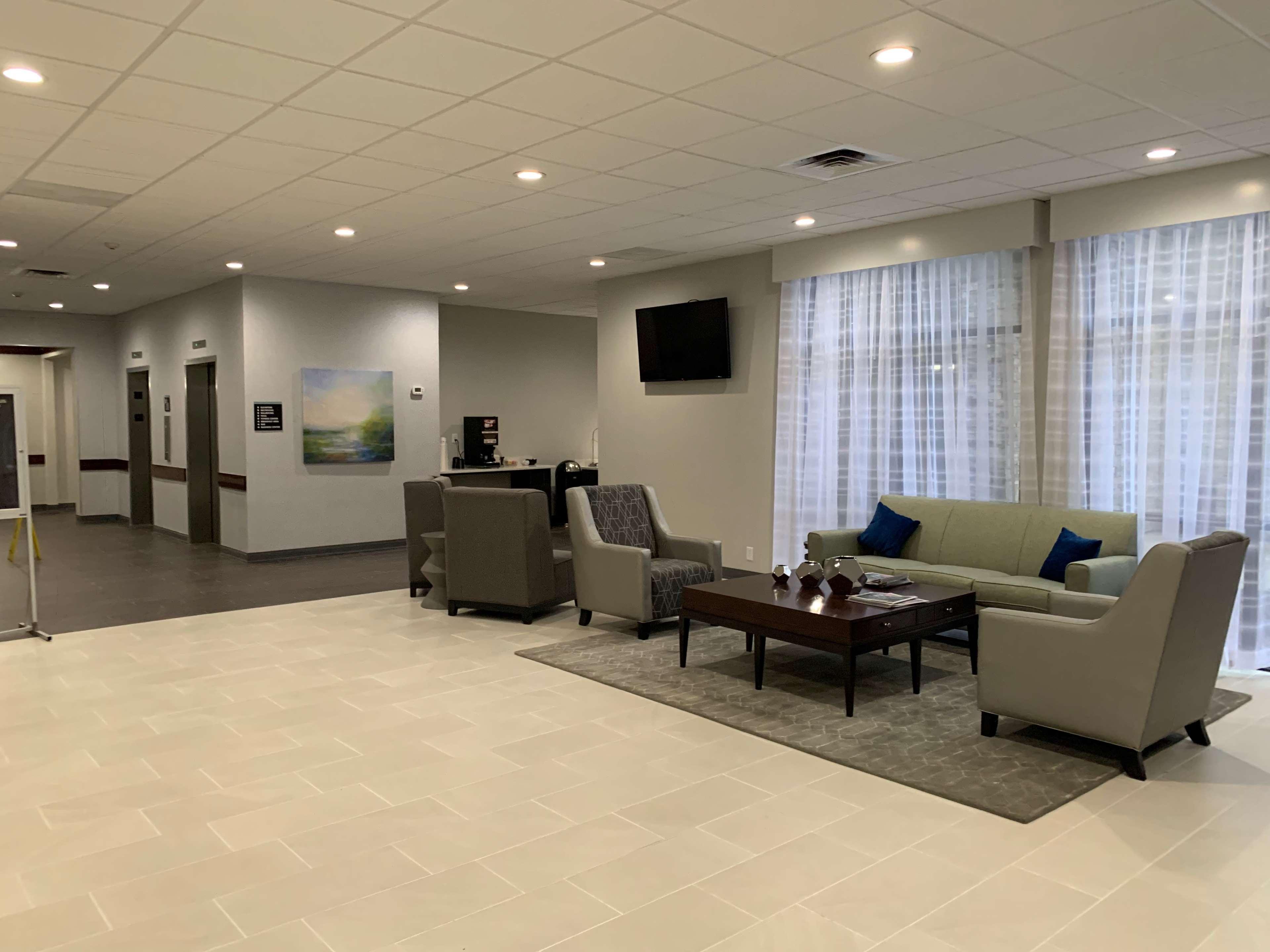 Best Western Plus Fort Saskatchewan Inn & Suites Eksteriør bilde