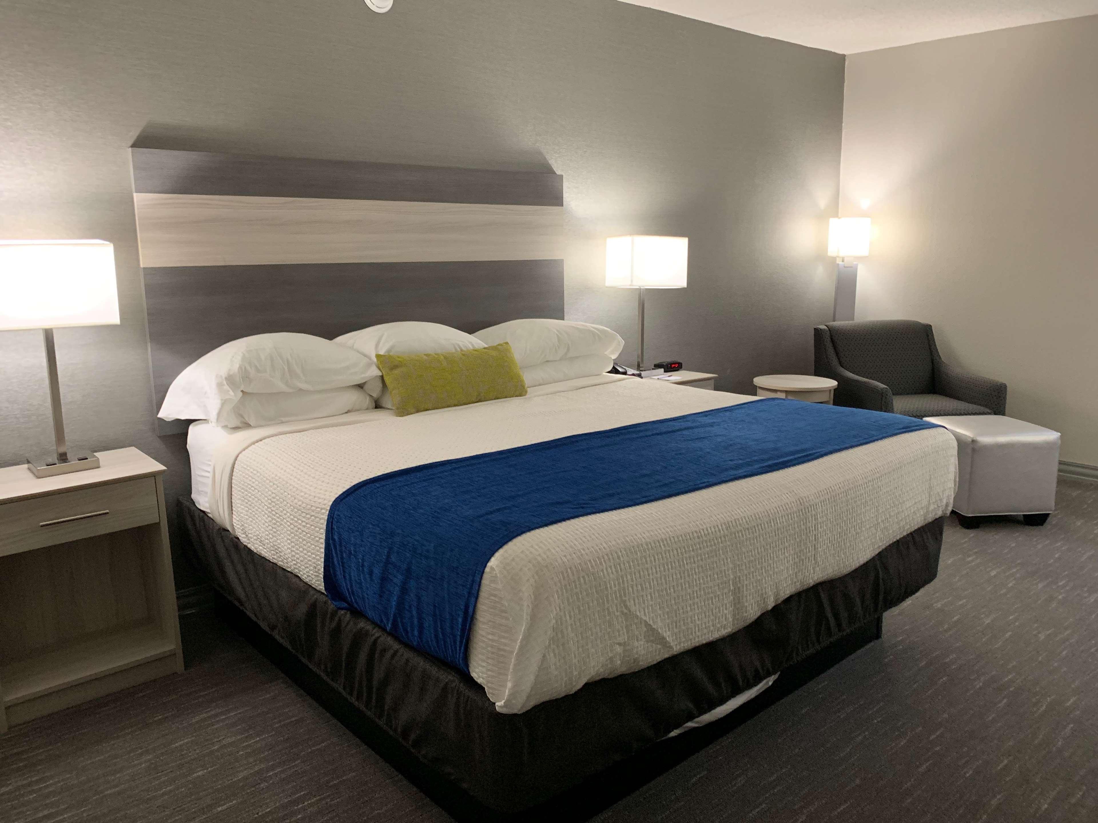 Best Western Plus Fort Saskatchewan Inn & Suites Eksteriør bilde