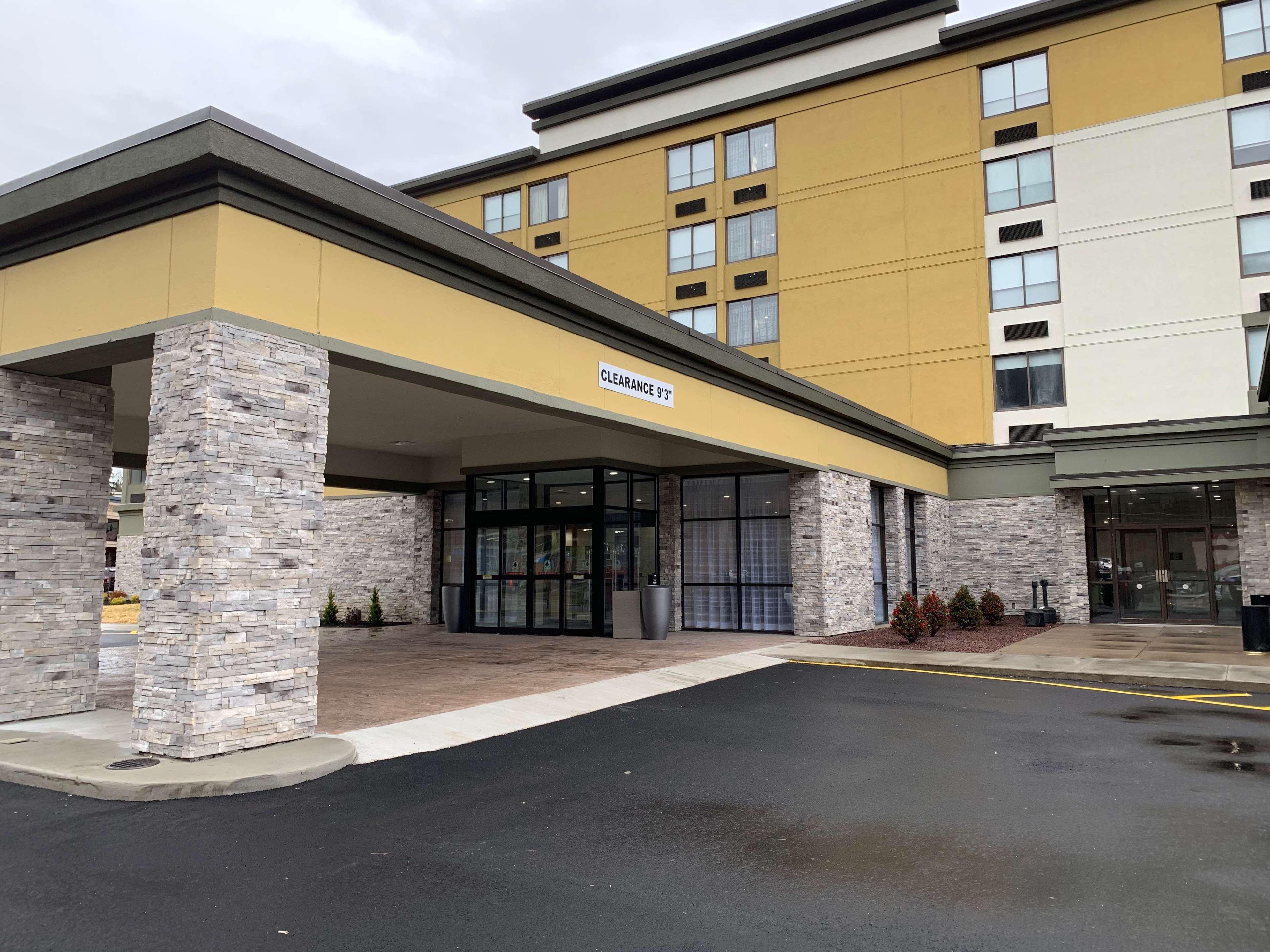 Best Western Plus Fort Saskatchewan Inn & Suites Eksteriør bilde