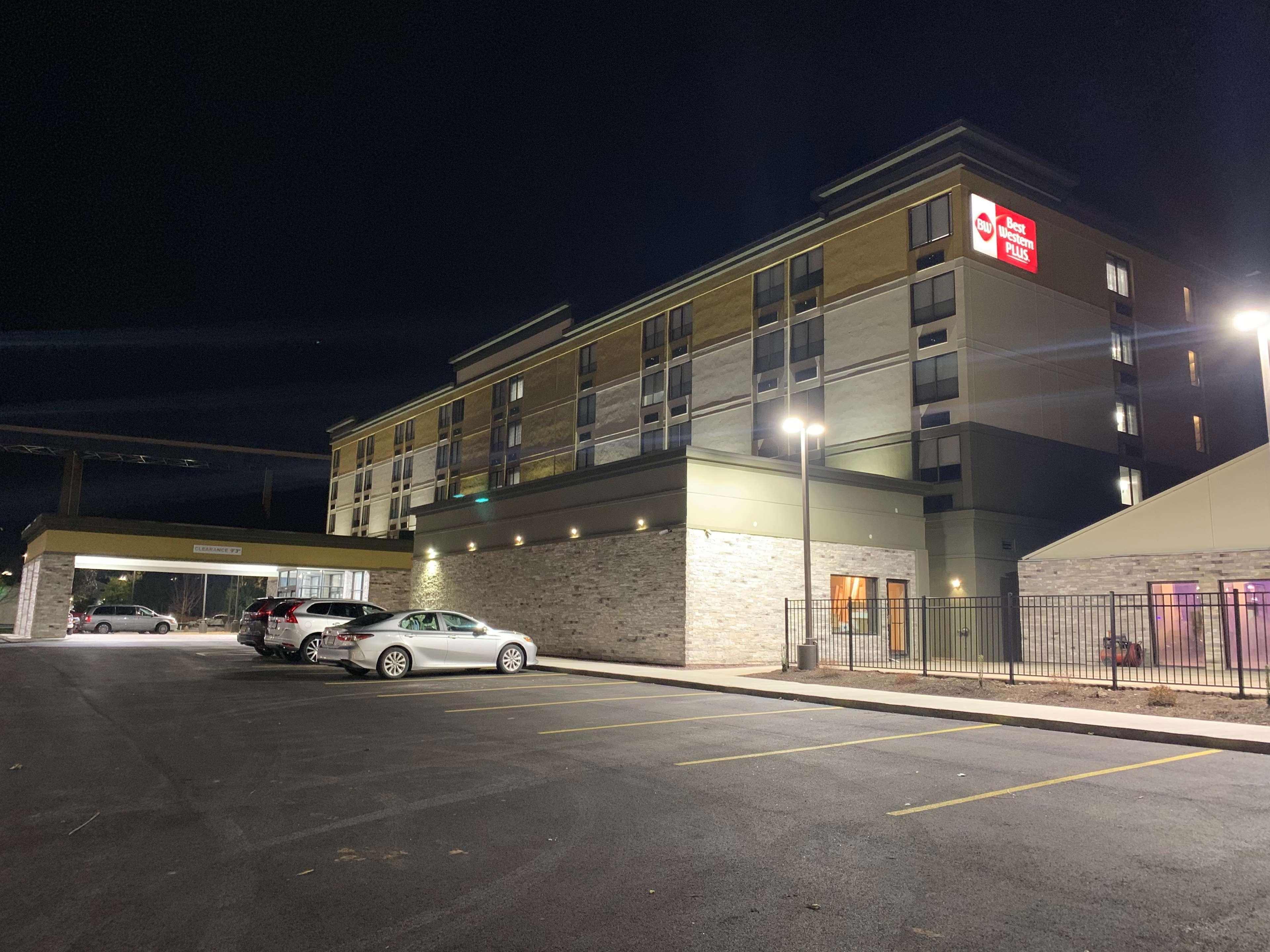 Best Western Plus Fort Saskatchewan Inn & Suites Eksteriør bilde