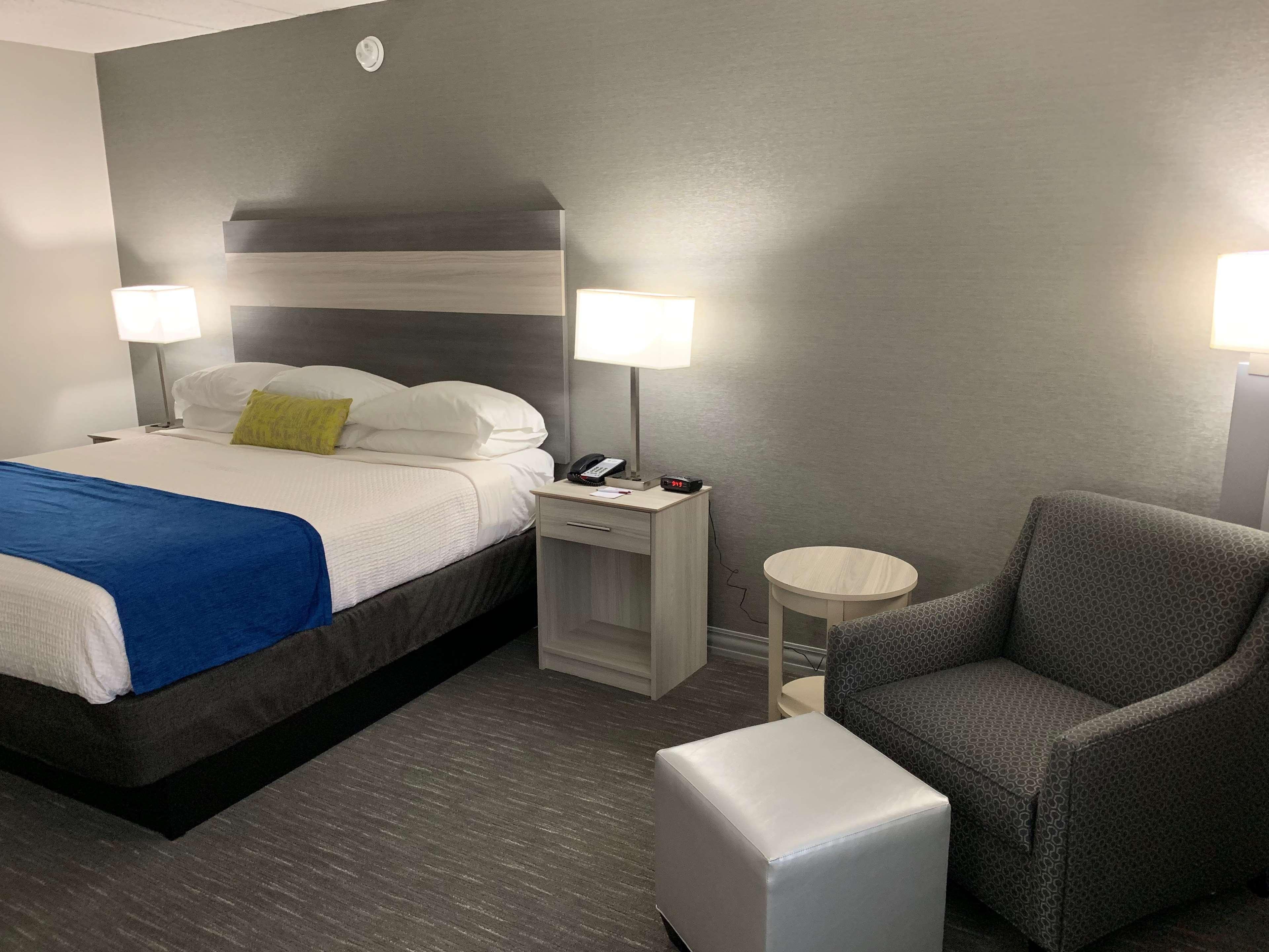 Best Western Plus Fort Saskatchewan Inn & Suites Eksteriør bilde