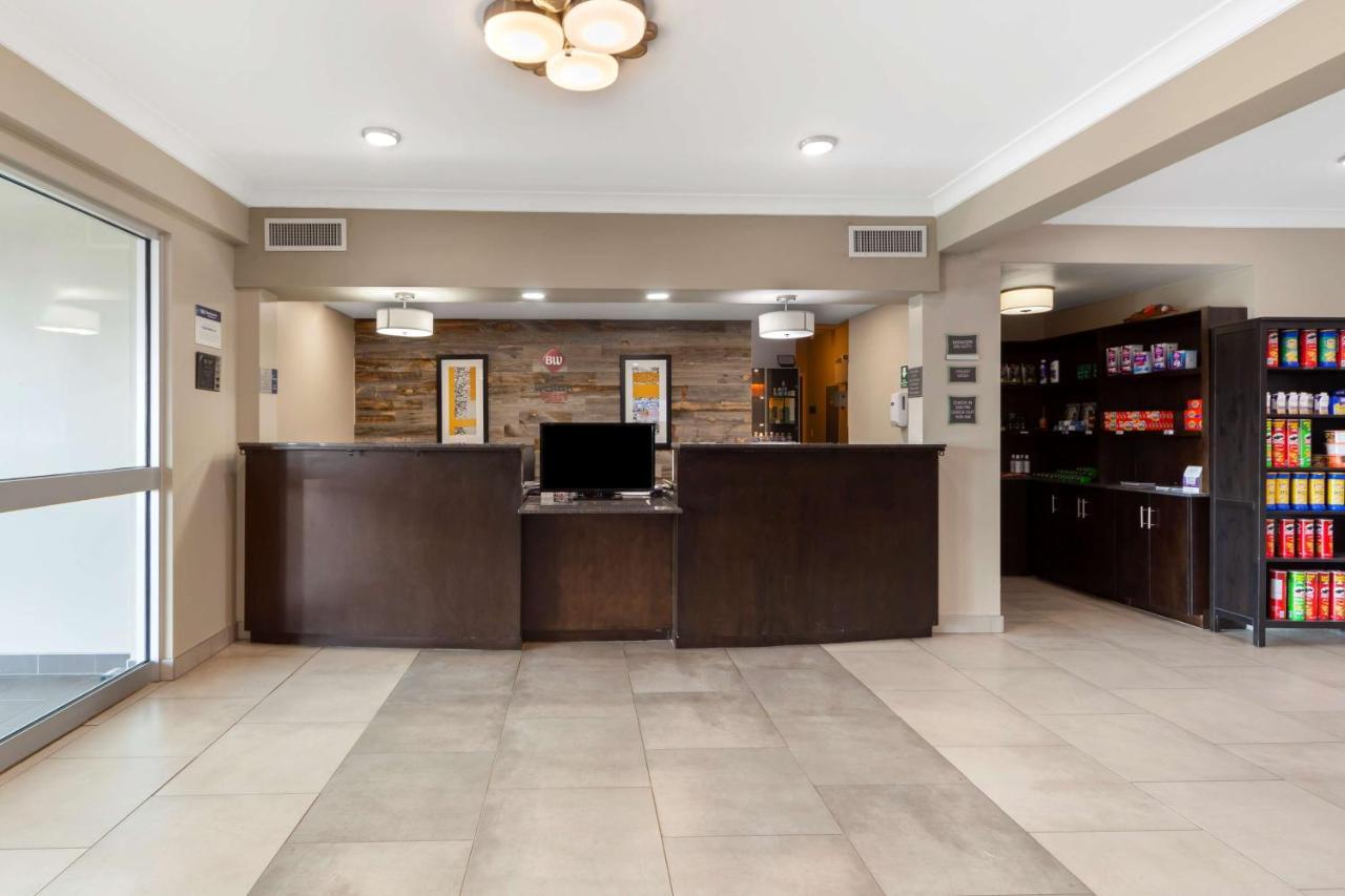 Best Western Plus Fort Saskatchewan Inn & Suites Eksteriør bilde