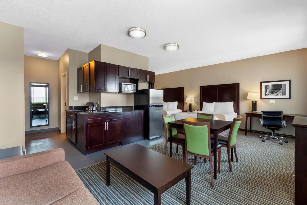 Best Western Plus Fort Saskatchewan Inn & Suites Eksteriør bilde