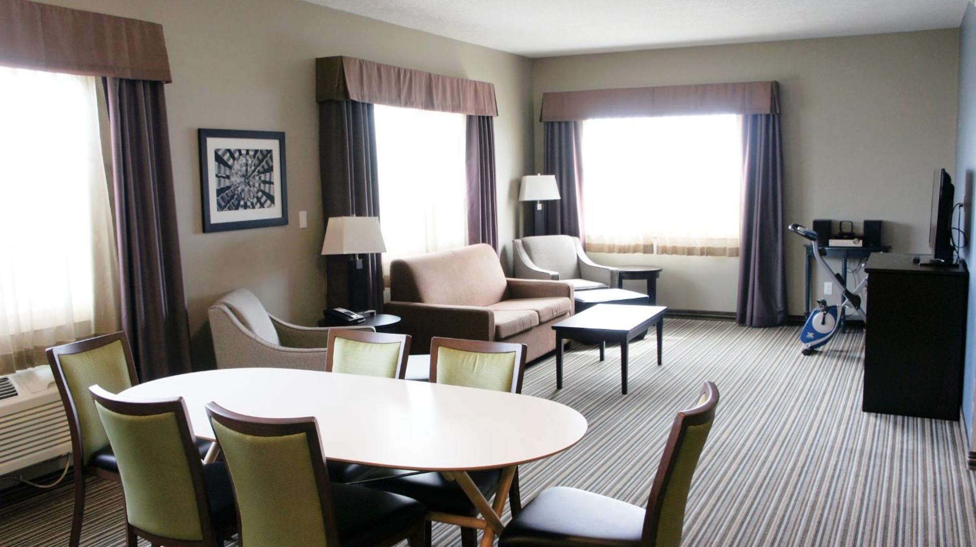 Best Western Plus Fort Saskatchewan Inn & Suites Eksteriør bilde